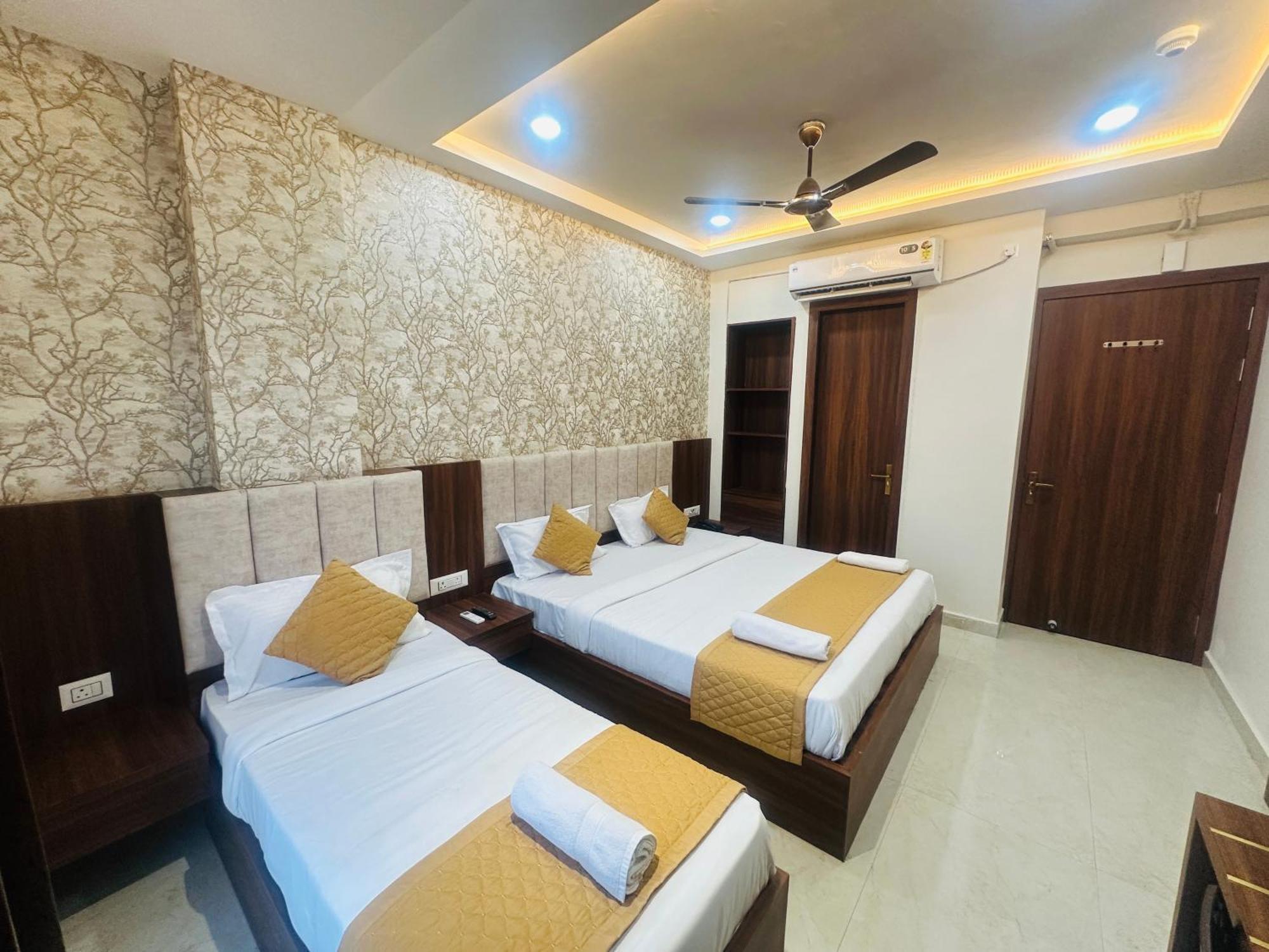 Hotel Deep Palace — Photos 3